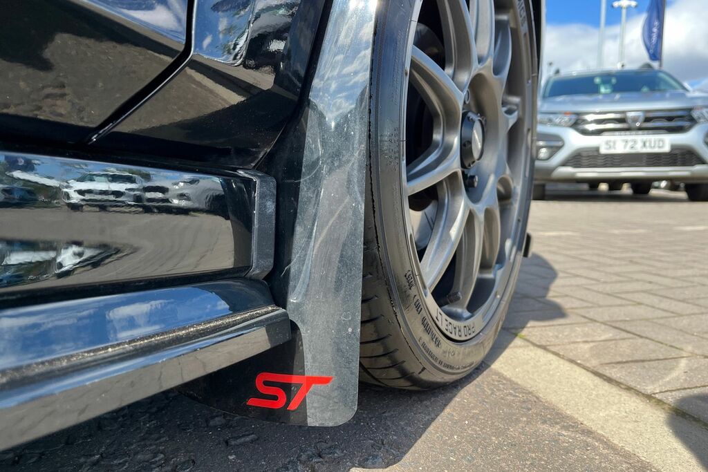 Ford Fiesta St-line White #39