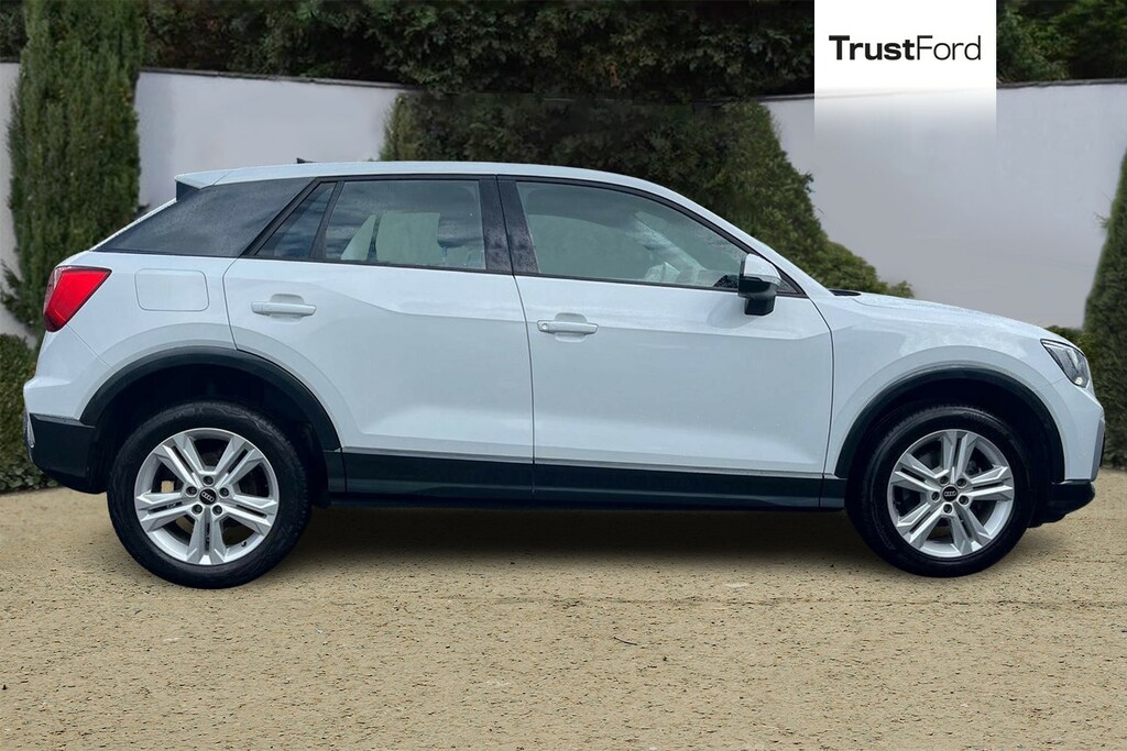 Audi Q2 35 Tfsi Sport S Tronic White #3