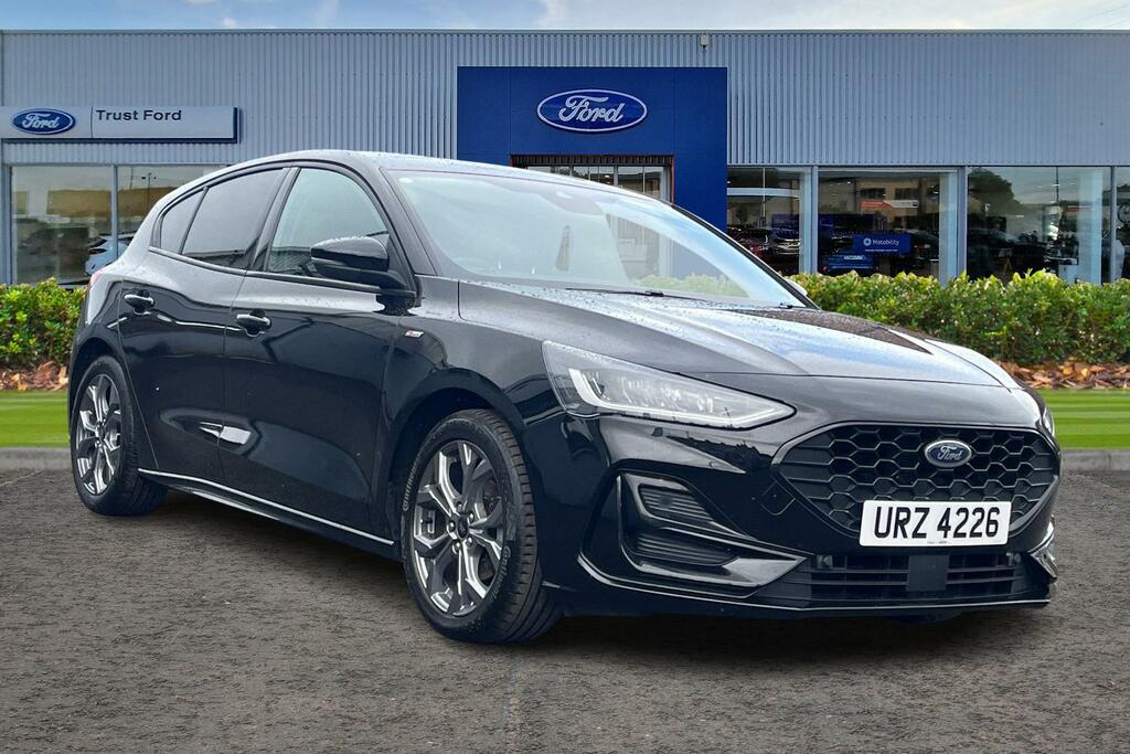Ford Focus 1.0T Ecoboost St-line Hatchback Black