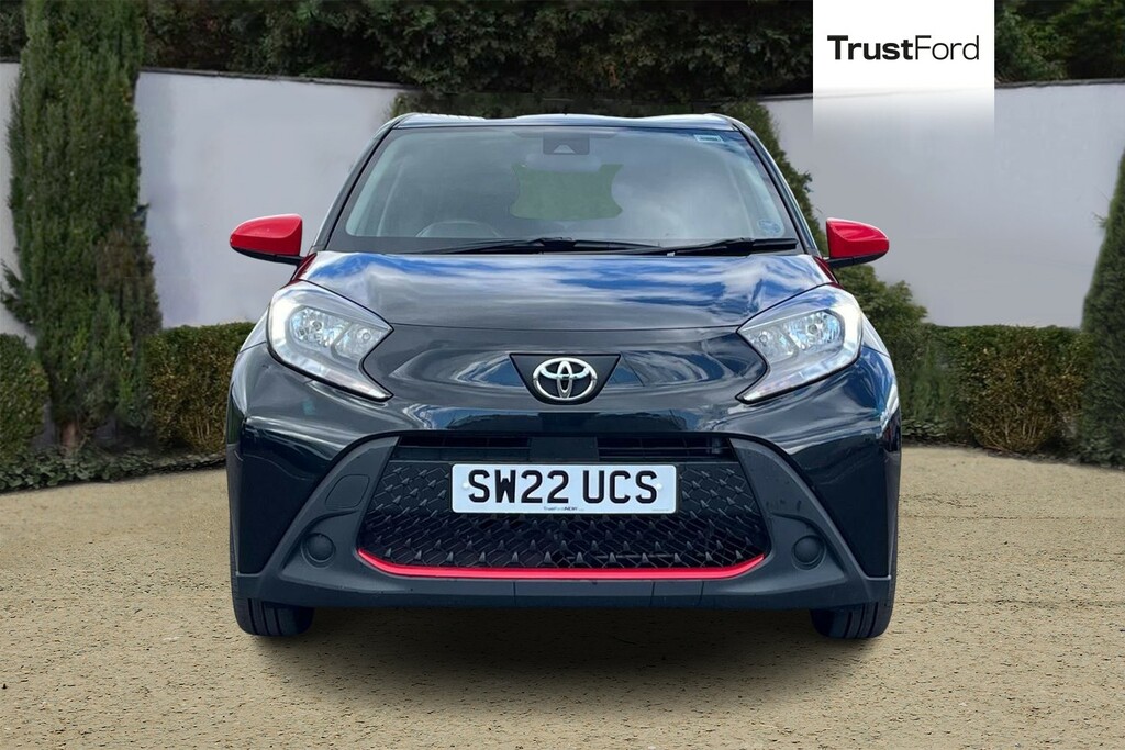 Toyota Aygo X 1.0 Vvt-i Pure Black #6