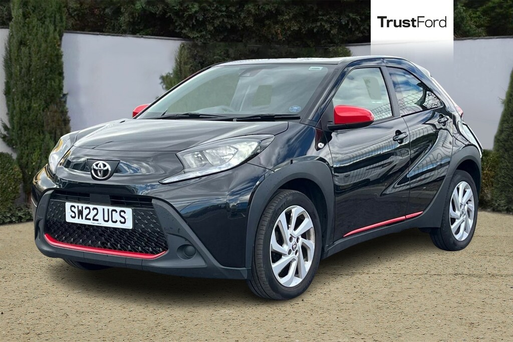 Toyota Aygo X 1.0 Vvt-i Pure Black #5