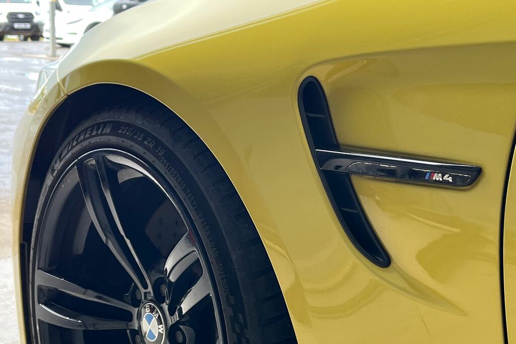 BMW M4 Convertible Silver #24