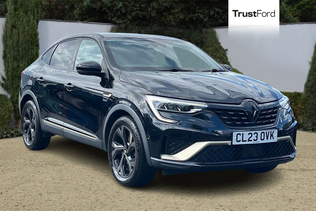 Renault Arkana 1.6 E-tech E-tech Engineered Suv Hybrid Black