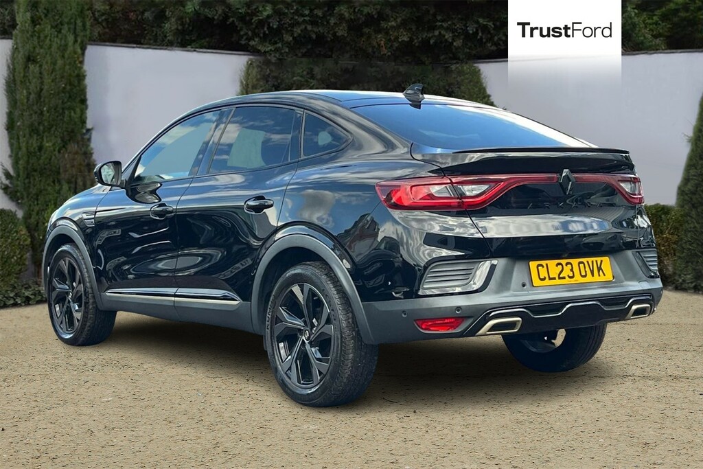 Renault Arkana 1.6 E-tech E-tech Engineered Suv Hybrid Black #2