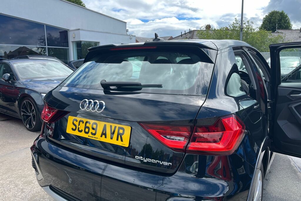 Audi A1 S Line 35 Tfsi 150 Ps S Tronic Black #40