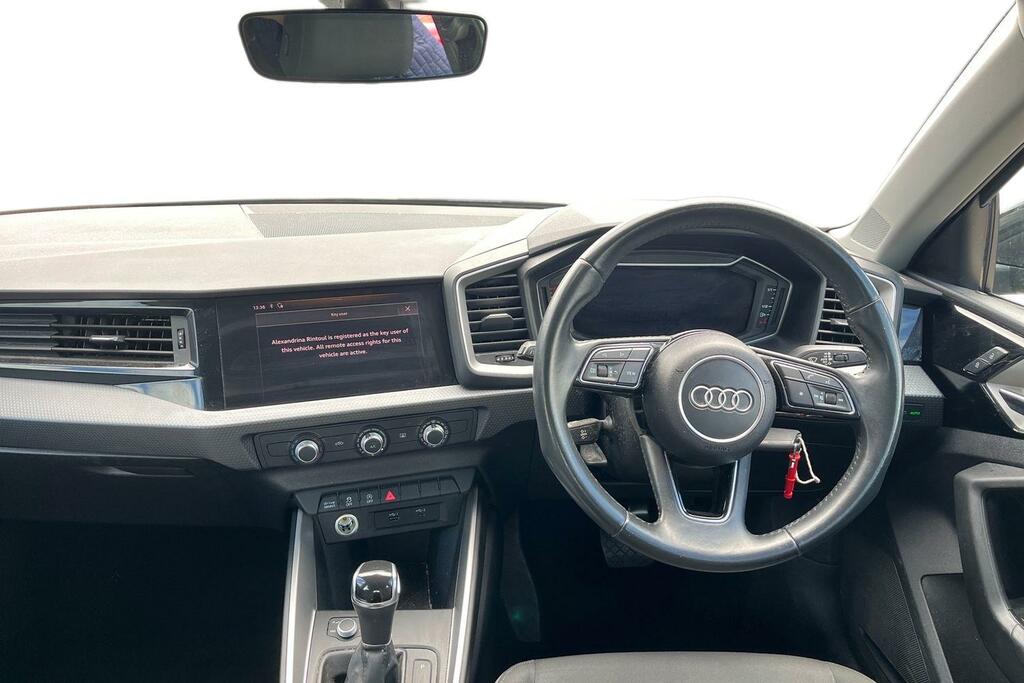 Audi A1 S Line 35 Tfsi 150 Ps S Tronic Black #11
