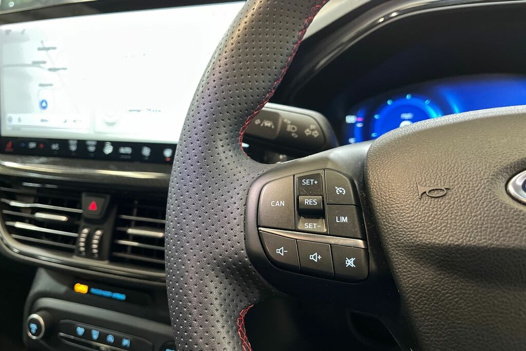 Ford Focus 1.0 Ecoboost Hybrid Mhev Titanium  #29