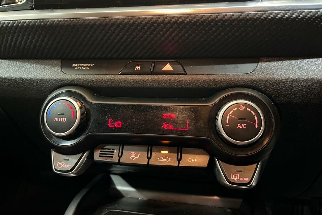 Kia Stonic 1.0T Gdi 99 2 Dct White #36