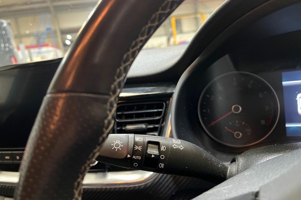 Kia Stonic 1.0T Gdi 99 2 Dct White #14