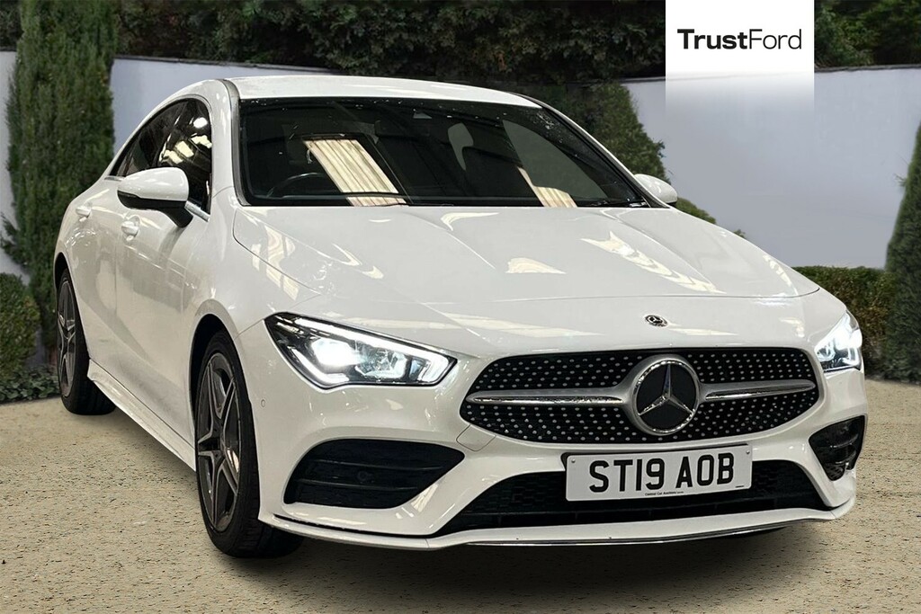 Mercedes-Benz CLA Class Cla 200 Amg Line Tip White