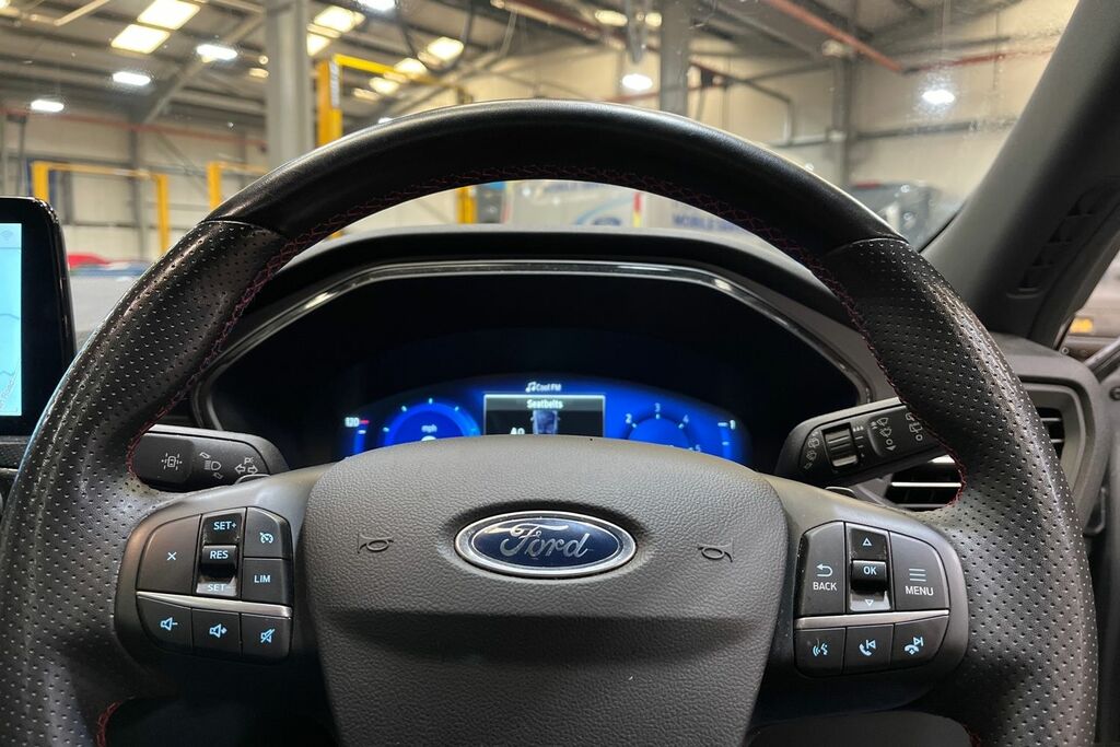 Ford Kuga 1.5 Ecoboost 150 St-line Edition Black Pack Black #12