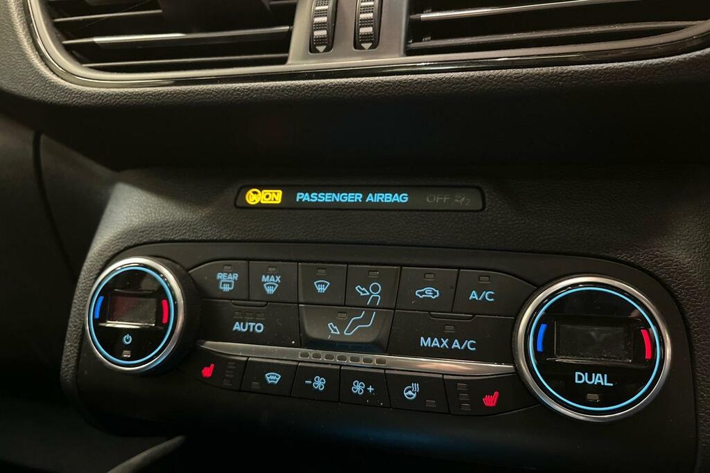 Ford Kuga 1.5 Ecoboost 150 St-line Edition Black Pack Black #37