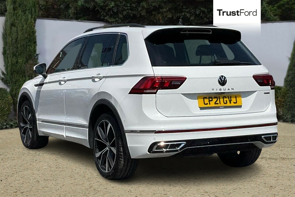 Volkswagen Tiguan 2.0 Tdi 4Motion R-line Dsgrear Camera - Heat CP21GVJ White #2