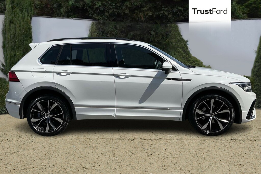 Volkswagen Tiguan 2.0 Tdi 4Motion R-line Dsgrear Camera - Heat CP21GVJ White #3