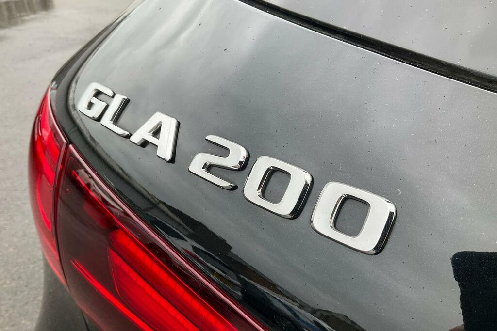 Mercedes-Benz GLA Class Gla 200 Amg Line Executive Black #39