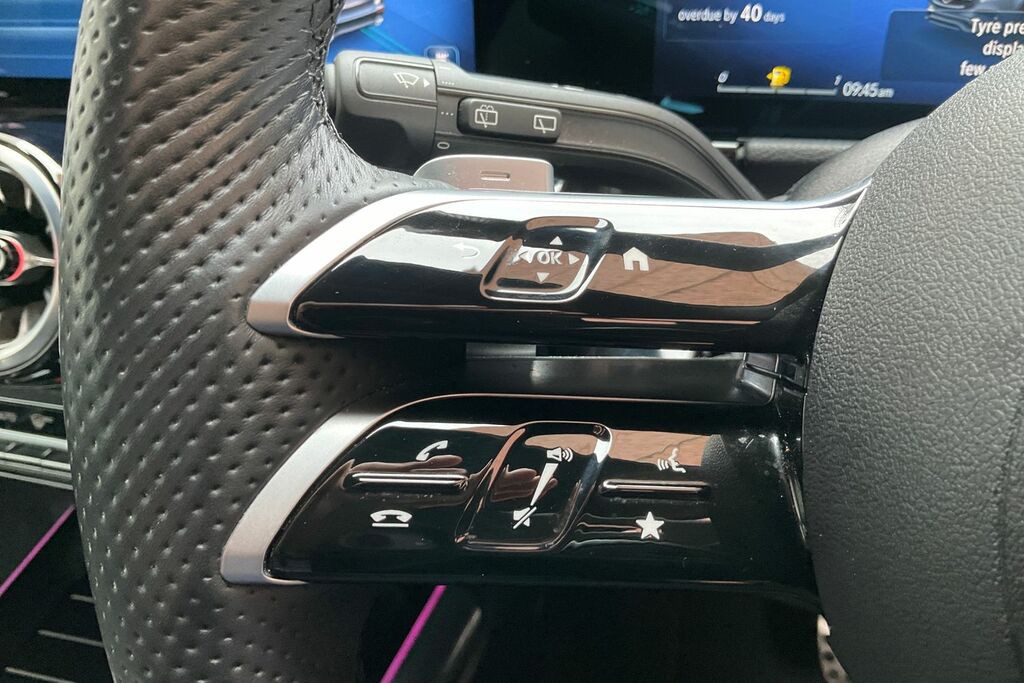 Mercedes-Benz GLA Class Gla 200 Amg Line Executive Black #30