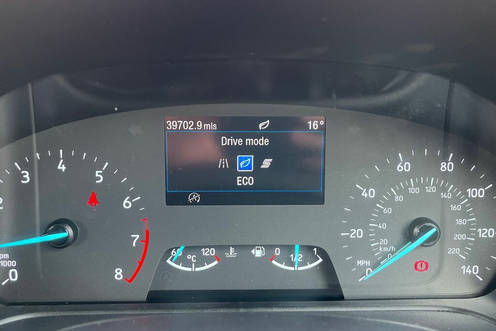Ford Fiesta 1.0 Ecoboost Titanium Grey #32