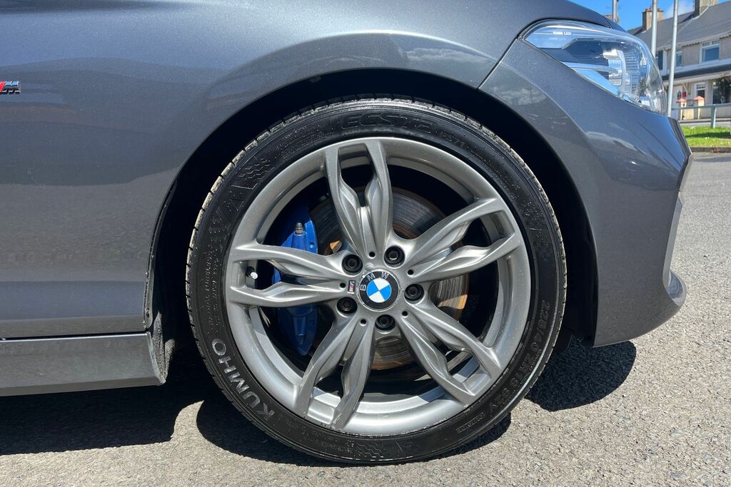 BMW 1 Series Sport White #8