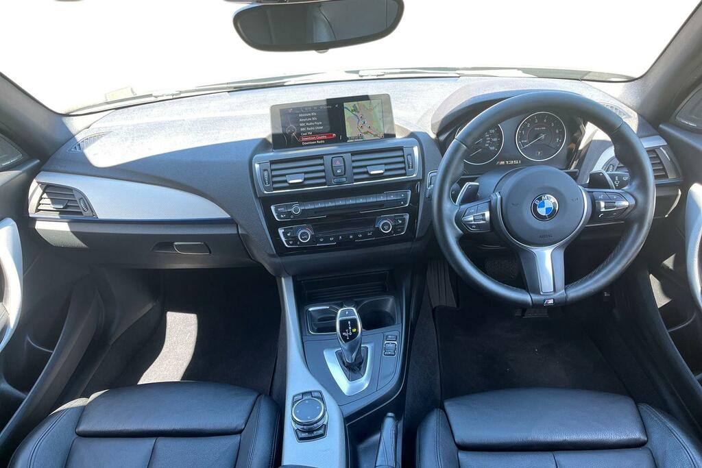 BMW 1 Series Sport White #10