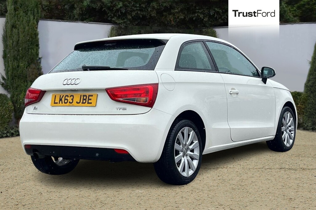 Audi A1 1.2 Tfsi Sport Day Time Running Lights White #4