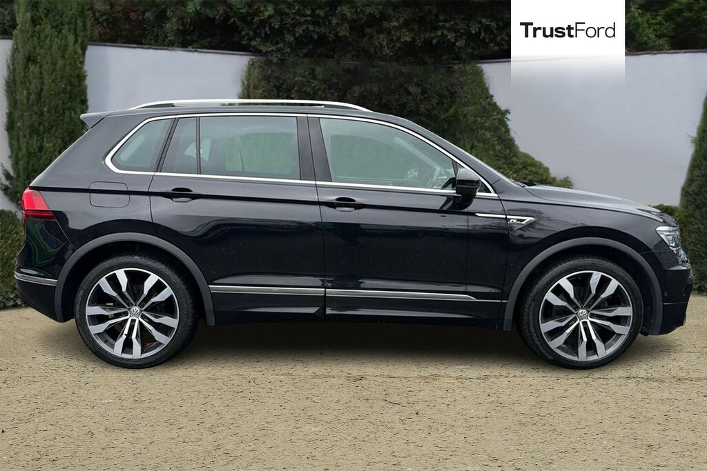 Volkswagen Tiguan 2.0 Tdi 150 4Motion R-line Tech Dsg With Activ WP69YGA Black #3
