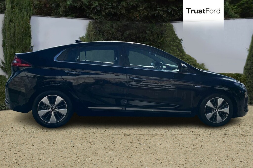 Hyundai Ioniq 1.6 Gdi Plug-in Hybrid Premium Se Dct- Heated Black #3