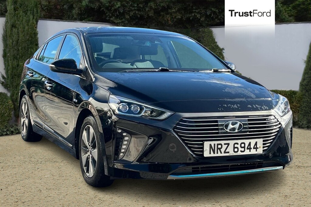 Hyundai Ioniq 1.6 Gdi Plug-in Hybrid Premium Se Dct- Heated Black