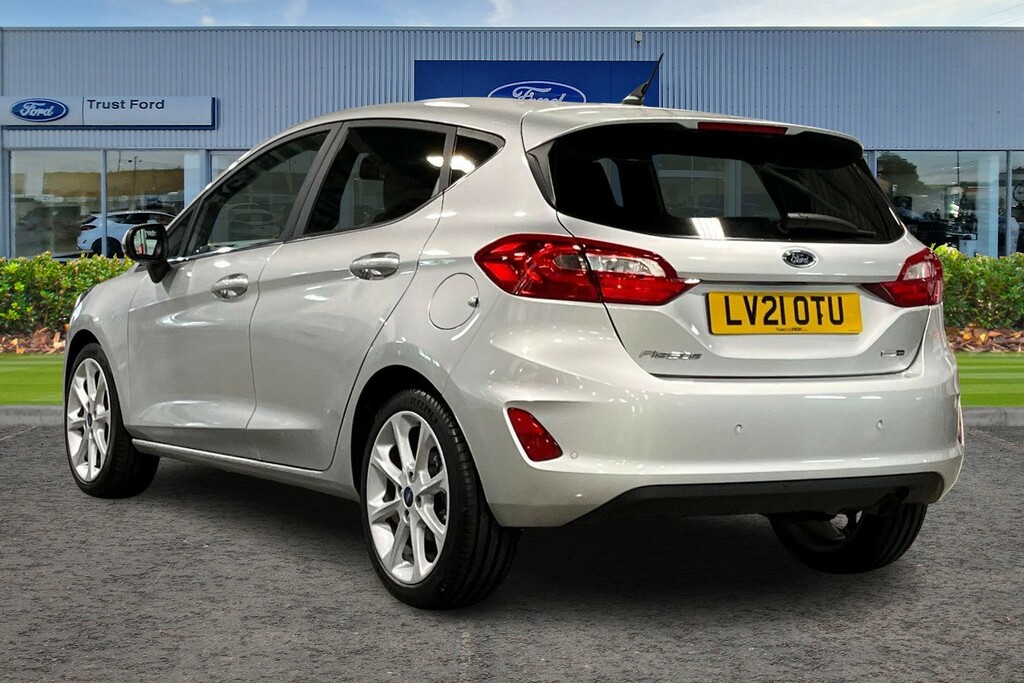 Ford Fiesta 1.0 Ecoboost Hybrid Mhev 125 Titanium X Silver #2
