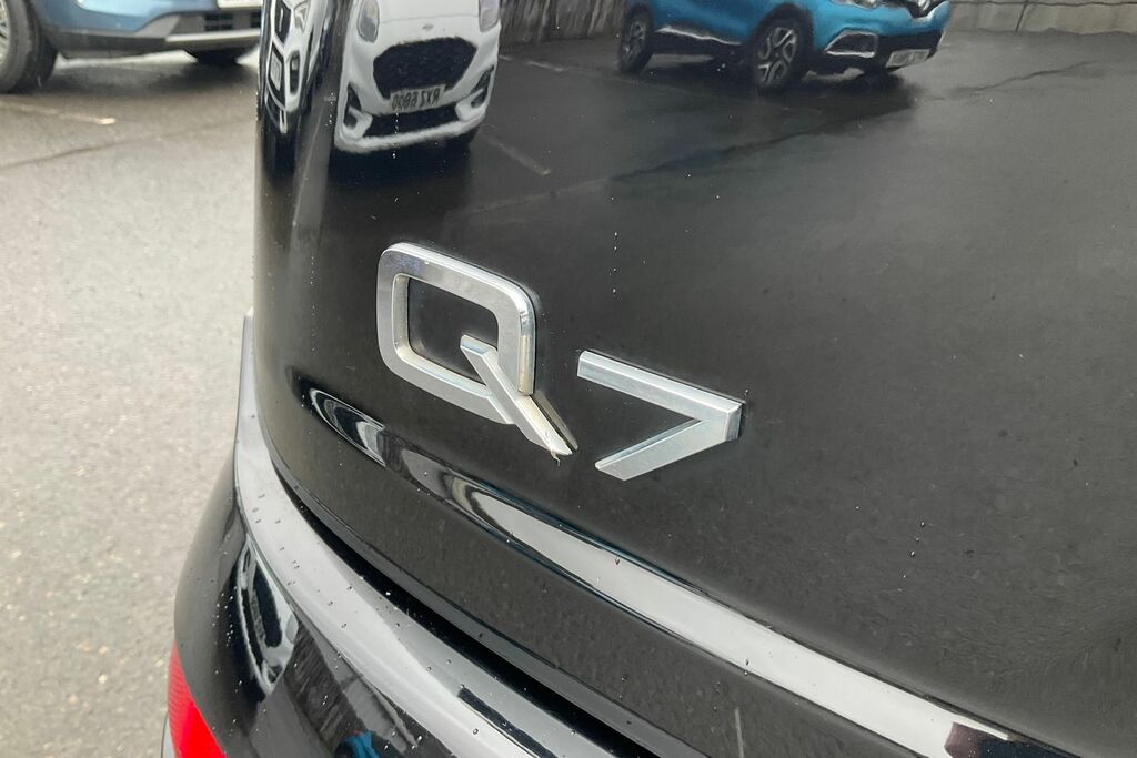 Audi Q7 Please Enter Full Description Blue #38