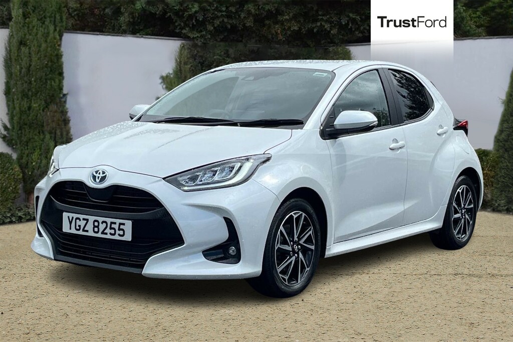 Toyota Yaris Design YGZ8255 White #5