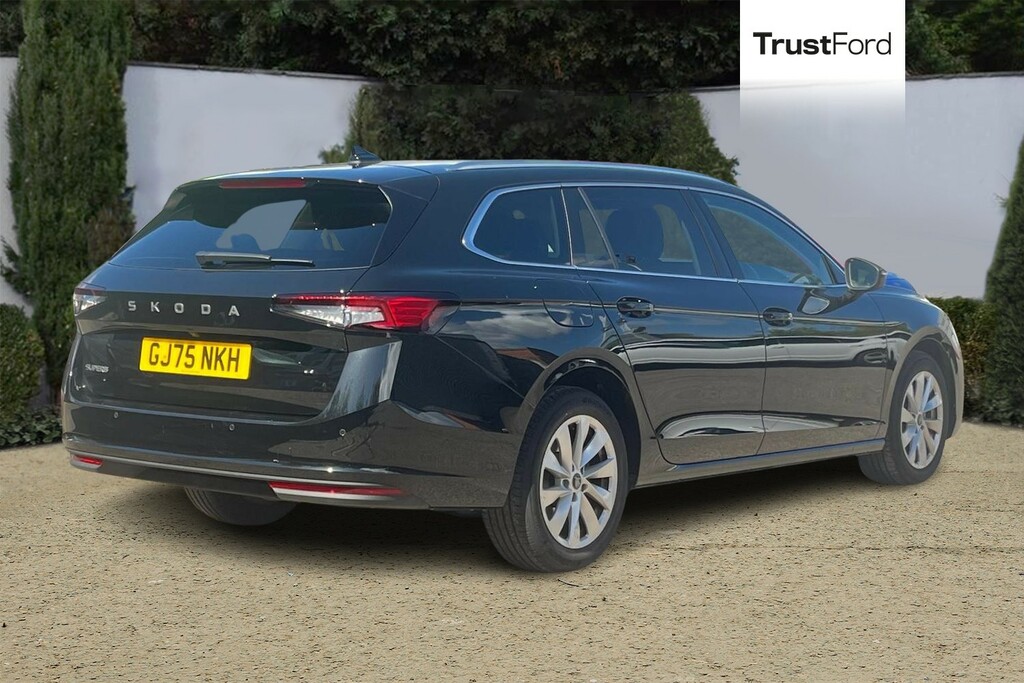 Skoda Superb Se Technology Black #4