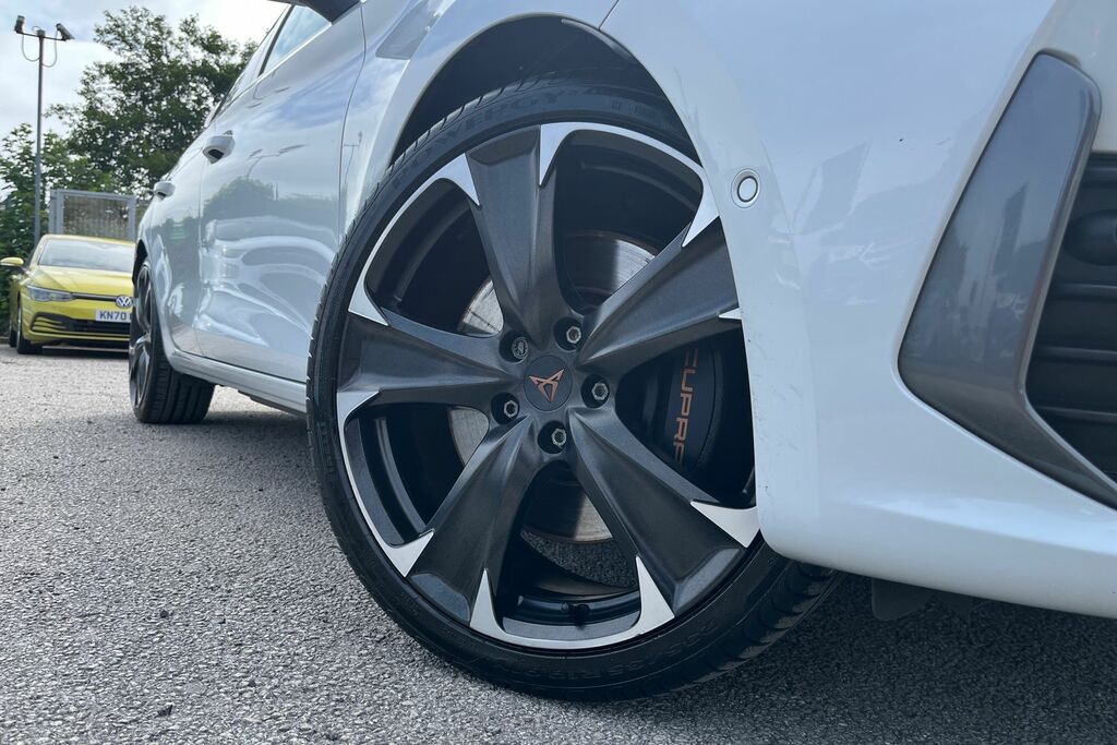 Cupra Leon 2.0 Tsi 300 Vz2 Dsg White #8