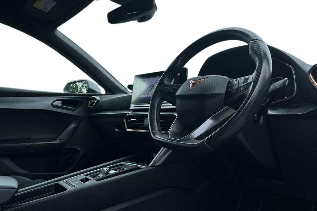 Cupra Leon 2.0 Tsi 300 Vz2 Dsg White #9
