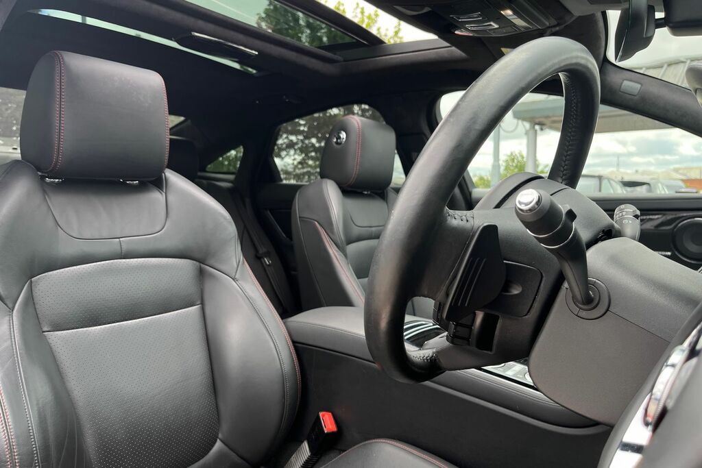 Jaguar XJ V6 D Black #17