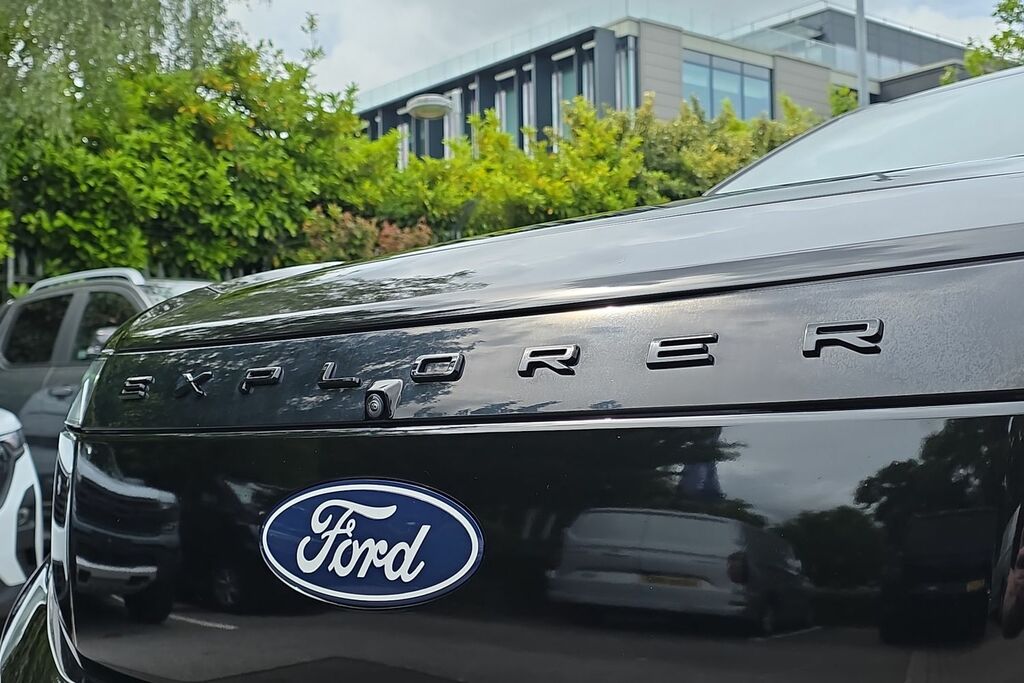 Ford Explorer Explorer Premium Ev Red #20