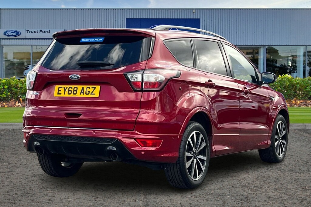 Ford Kuga 1.5 Tdci St-line 2Wd Red #4