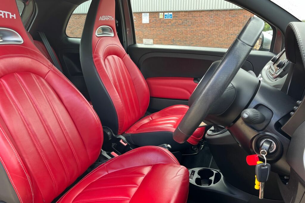 Abarth 595 595 Red #17