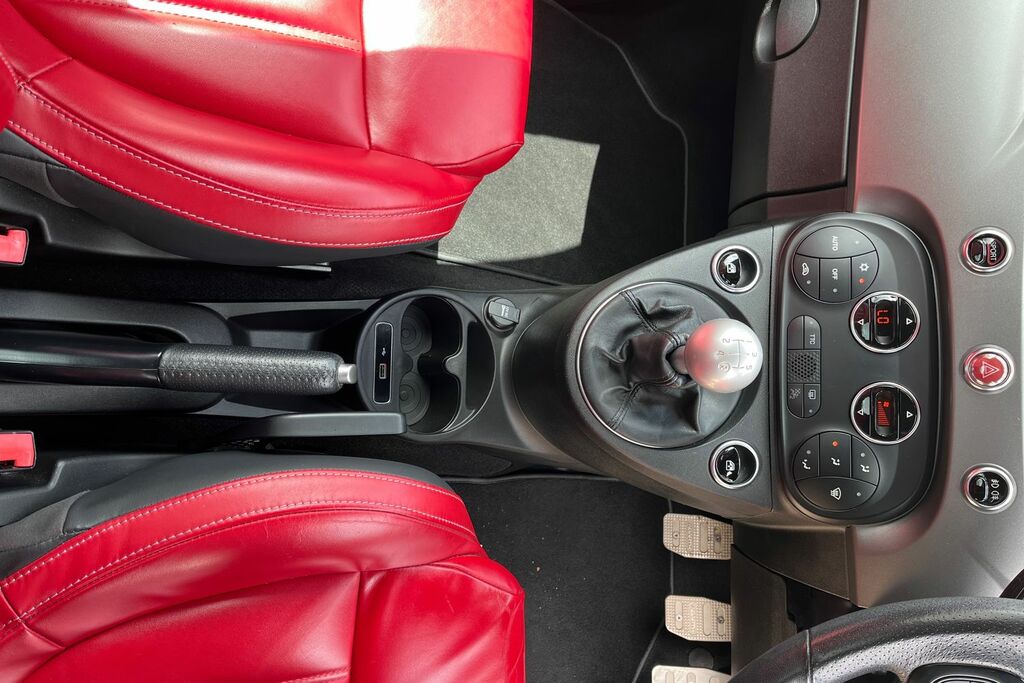 Abarth 595 595 Red #28