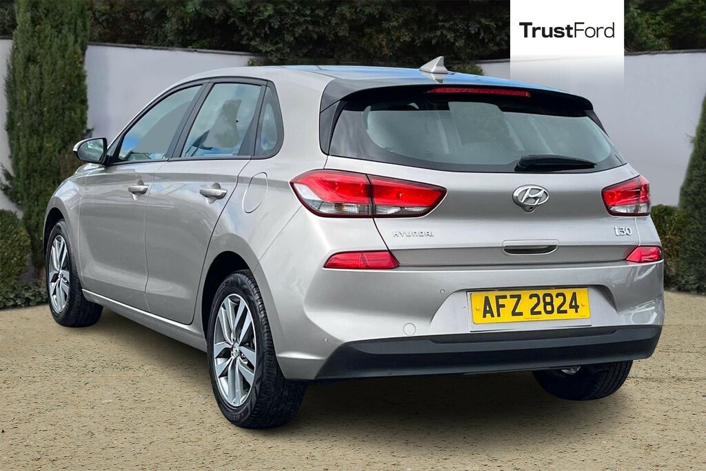 Hyundai I30 1.6 Crdi Se - Motd To 30 04 27 2 Keys Rear Ca Silver #2