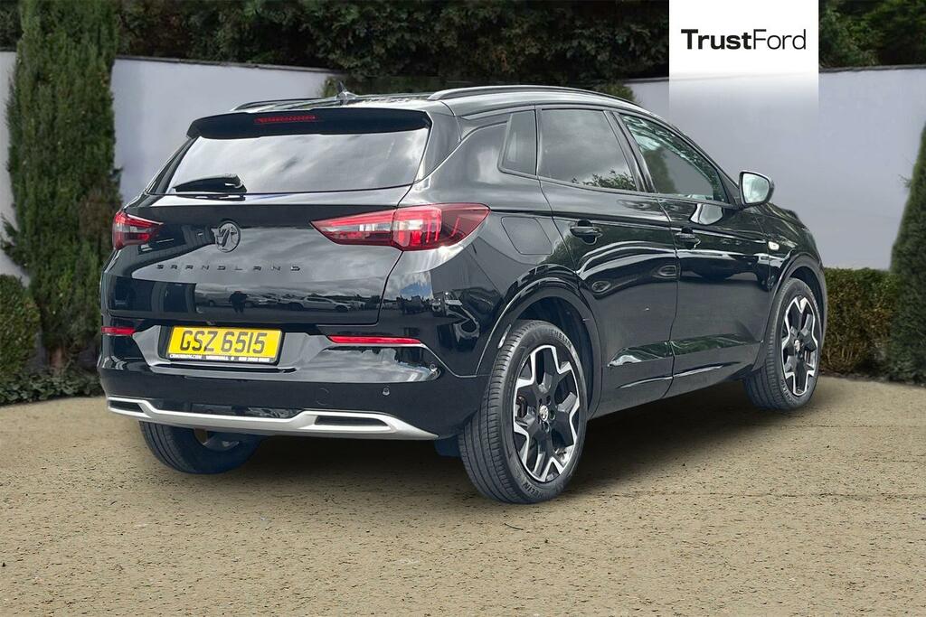 Vauxhall Grandland 1.2 Turbo Ultimate Black #4