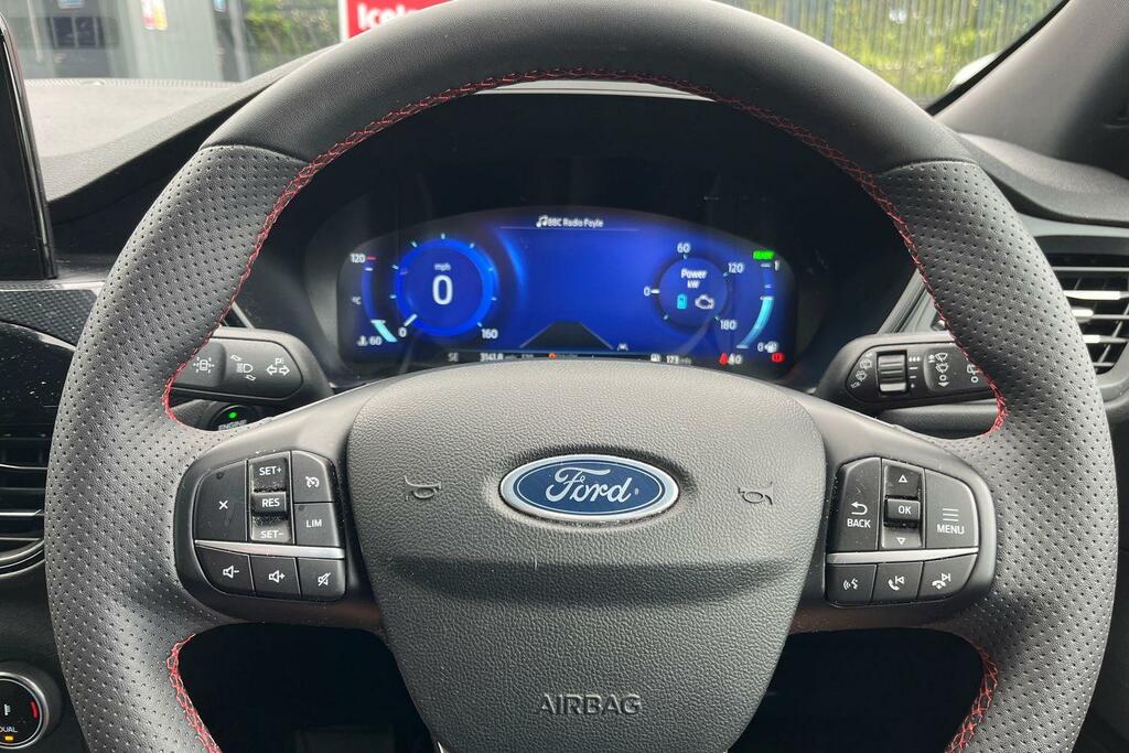 Ford Kuga St-line X Edition Red #12