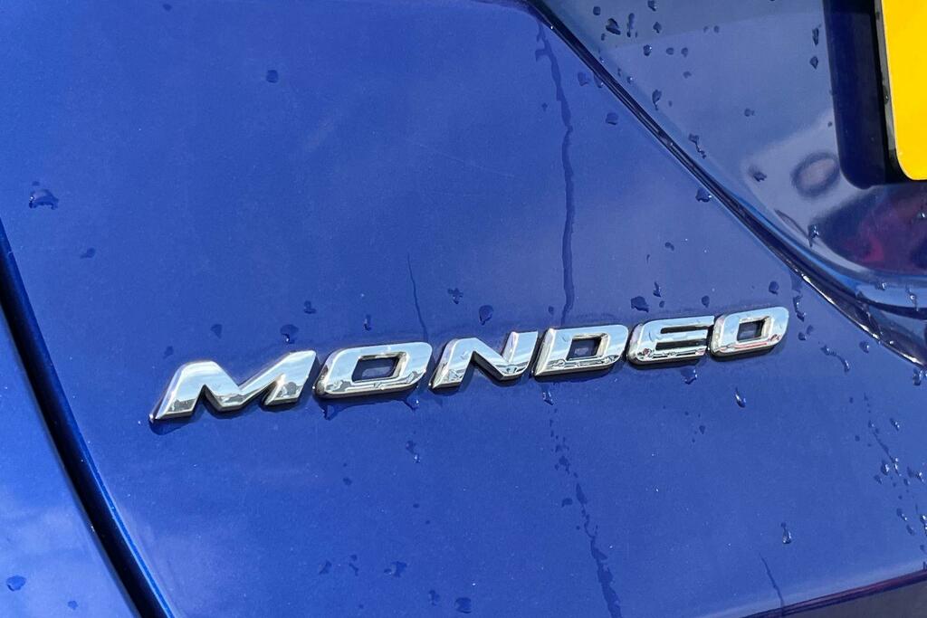 Ford Mondeo Saloon #25