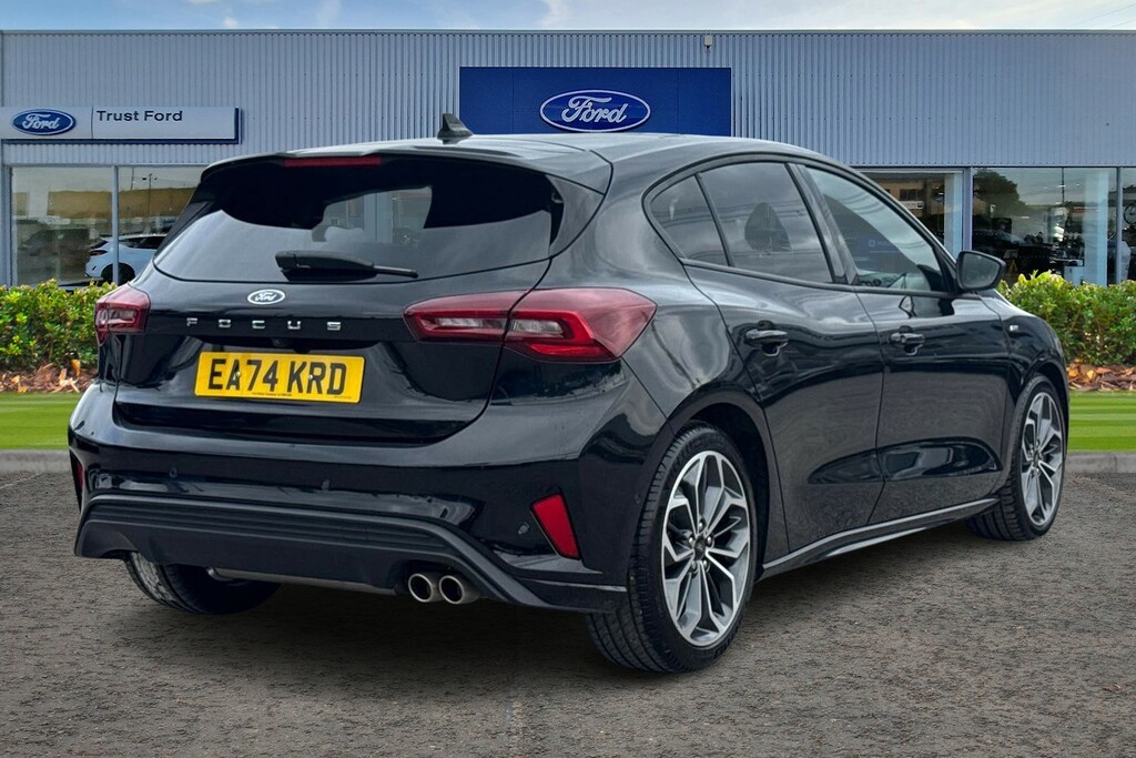 Ford Focus 1.0 Ecoboost Hybrid Mhev St-line X Black #4