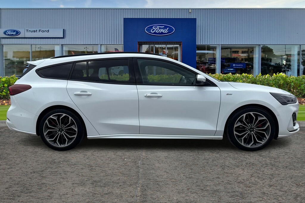 Ford Focus 1.0 Ecoboost Hybrid Mhev St-line X Edition White #3