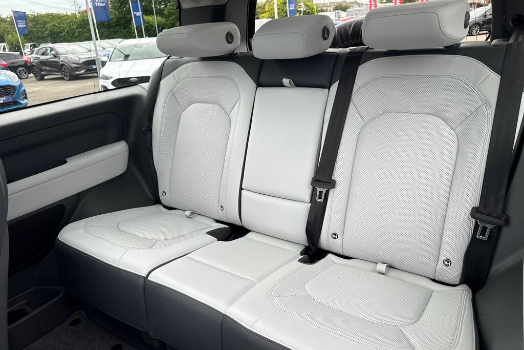 Land Rover Defender 90 X-dynamic Hse Grey #20