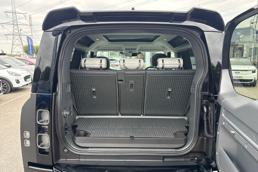 Land Rover Defender 90 X-dynamic Hse Grey #21