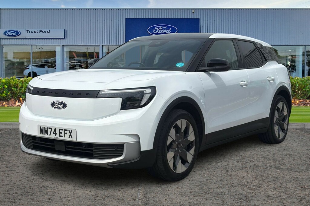 Ford Explorer Extended Range 77Kwh Premium Suv White #5