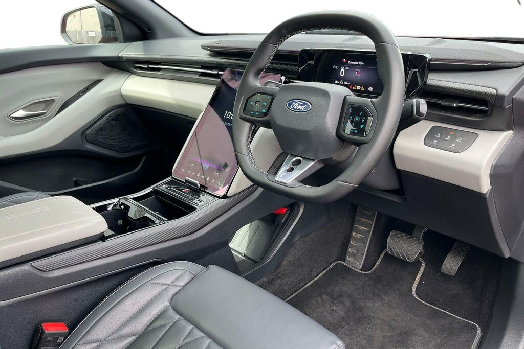 Ford Capri Extended Range 79Kwh Premium Suv Yellow #9