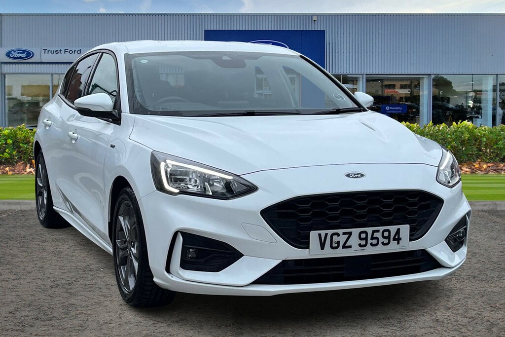 Ford Focus 1.0 Ecoboost Hybrid Mhev 125 St-line Edition 5Dr- White