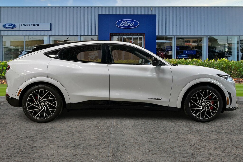 Ford Mustang Mach-E 358Kw Gt 88Kwh Awd White #3